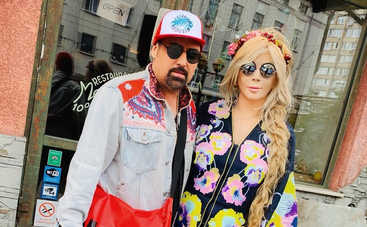 Ого! Дима Коляденко сделал предложение и подарил кольцо с бриллиантом своей экс-жене