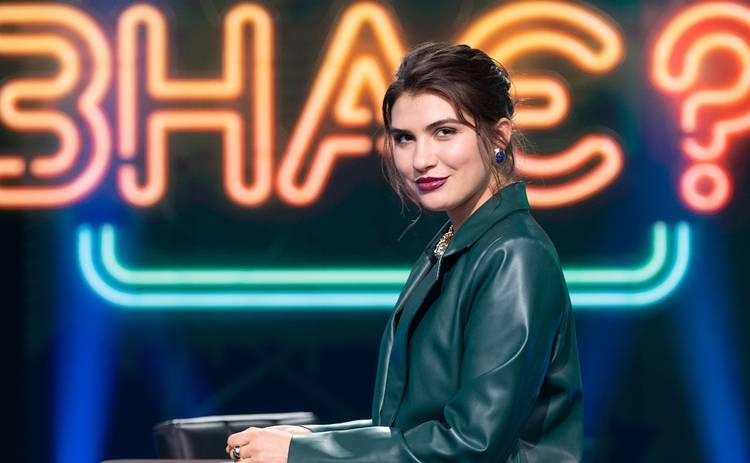 Ведуча шоу «Місто і село» Катя Олос розповіла, як формує свій look: «Люблю дивний одяг»