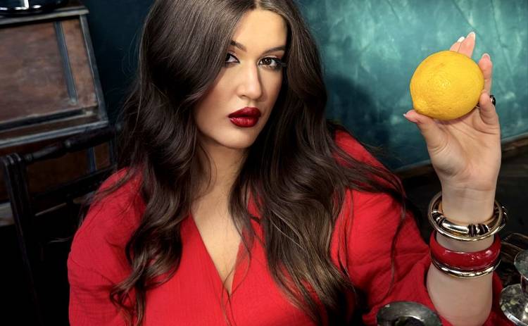 Bonni Shine випустила кліп на новий сингл «Твоя»