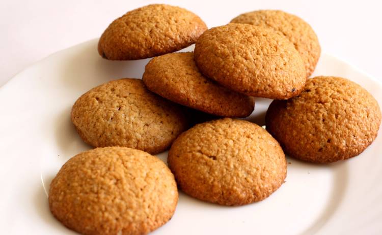 Десерт дня: рецепт овсяного печенья без выпечки