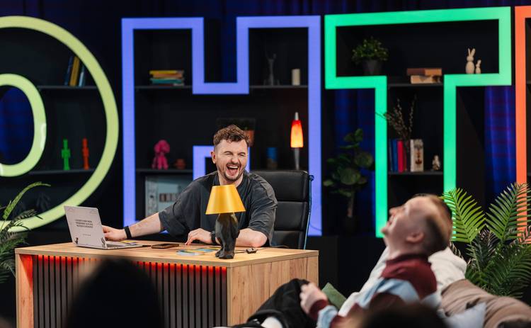 Женя Янович «захопив» соцмережі зі своїм новим YouTube-шоу «КОНТРЛВЕ»