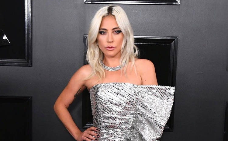 Леди Гага беременна от голливудской звезды - СМИ