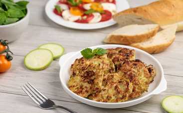 Ароматные и нежные котлеты из кабачков и фарша (рецепт)