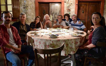 Невеста из Стамбула: смотреть 73 серию онлайн (эфир от 13.08.2019)