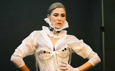 Танцы 18+: эпатажная MARUV в латексе взорвала паркет проекта «Танці з зірками-2019»