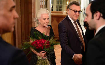 Невеста из Стамбула: смотреть 143 серию онлайн (эфир от 02.10.2019)