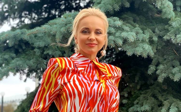 Тренды 2019: Лилия Ребрик продемонстрировала 5 модных цветов сезона