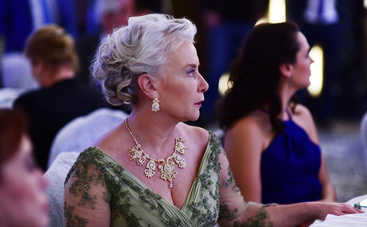 Невеста из Стамбула: смотреть 146 серию онлайн (эфир от 03.10.2019)