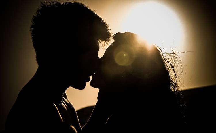 ТОП-5 причин, почему целоваться полезно для здоровья