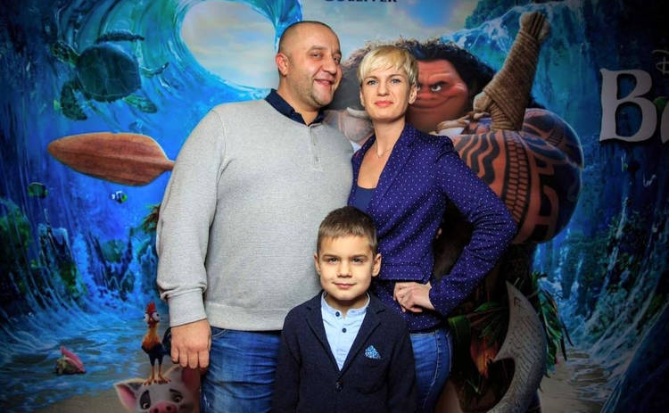 Егор Крутоголов впервые показал лицо 4-месячного сына Макса: копия папы