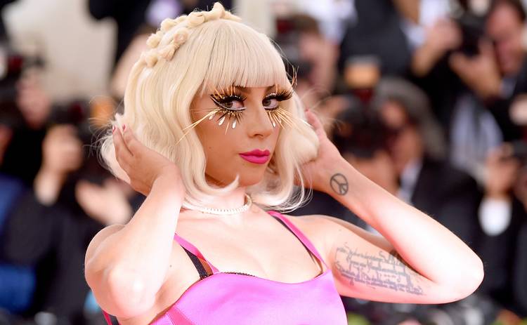 Обнаженная Леди Гага снялась в провокационной фотосессии: Не порнография, а искусство