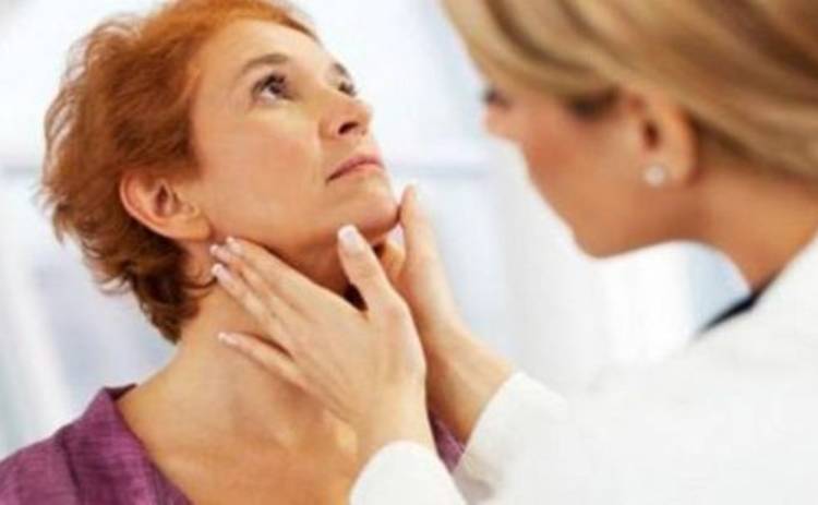 С вашей щитовидкой проблемы: ТОП-4 неочевидных признака