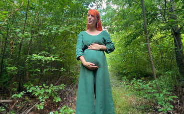 Светлана Тарабарова на последних месяцах беременности устроила фотосессию в бассейне
