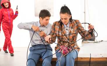 Від пацанки до панянки-5: жизнь новой ученицы – более 10 попыток суицида, наркотики, остановка сердца