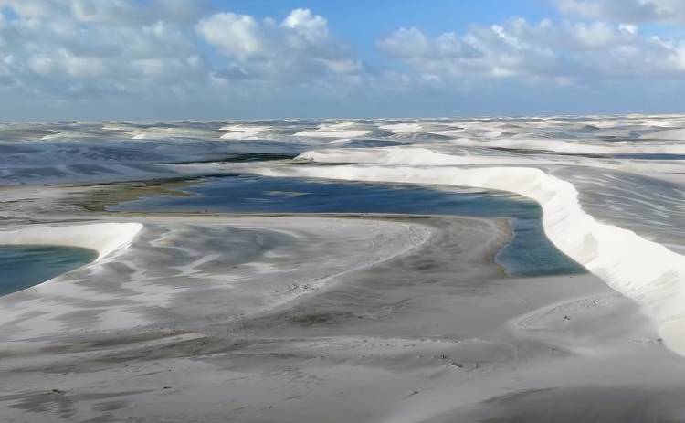 Интересные факты о необычной пустыне в Бразилии: белоснежная, полна воды и в ней можно утонуть