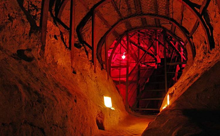 Затерянный мир: Феномен Антониевых пещер — смотреть выпуск онлайн от 26.08.2021