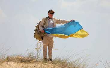 Дмитрий Комаров: открывая Украину