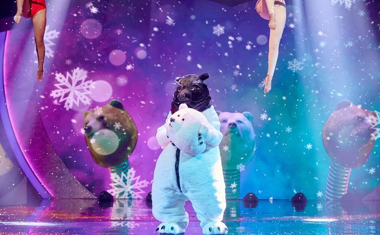 Новорічна МАСКА на каналі «Україна» - в шоу раскрыли личность под маской Бурого Медведя в костюме Белого