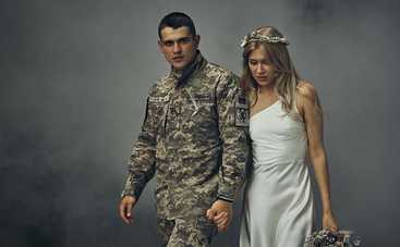 Зірка "Перших ластівок" Максим Девізоров розповів про своє весілля під час війни