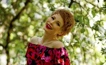 Олена-Крістіна Лебідь розповіла про допомогу вуличним собакам під час війни