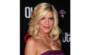 Книга Тори Спеллинг стала бестселлером