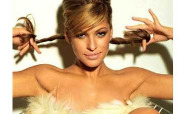 Ева Мендес влюбилась в Киру Найтли?