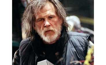 Подростковое кино для 67-летнего Ника Нолти