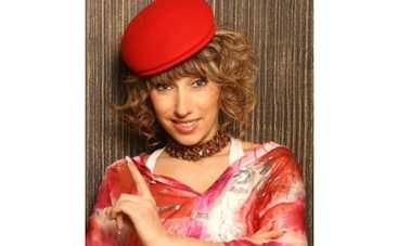 Воробей “упорхнула” из-под венца