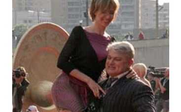 "Динамит" решил сочетаться узами законного брака