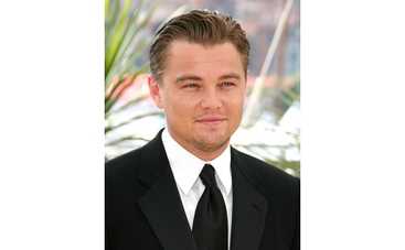 Леонардо ДиКаприо снова с мамой