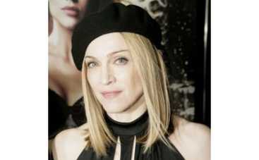 Мадонна: певица, режиссер и.... радиоведущая?