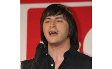 Известный режиссер Семен Горов выиграл в карты группу SMS