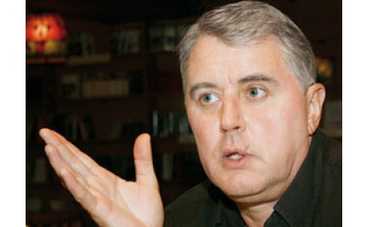 "Ваша Галя балувана", а наша занимается кунг-фу