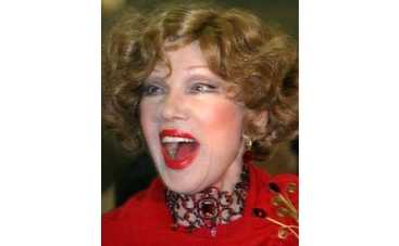 Неутомимая Гурченко