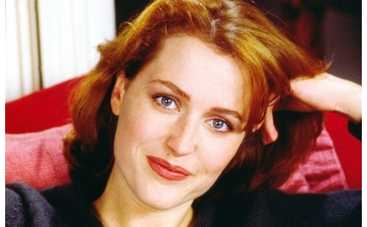 Агент Скалли родила сына