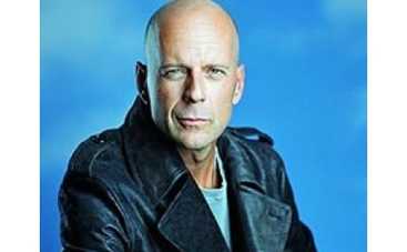 Брюс Уиллис борется с мировым кризисом