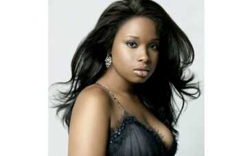 Дженнифер Хадсон хочет помочь всем, чьих родственников убили