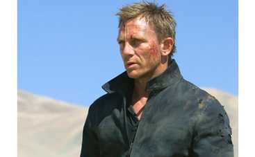 Джеймс Бонд – эксгибиционист