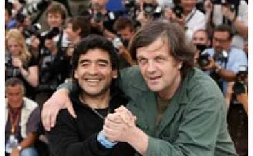 Кустурица покажет Киеву фильм о футбольной легенде