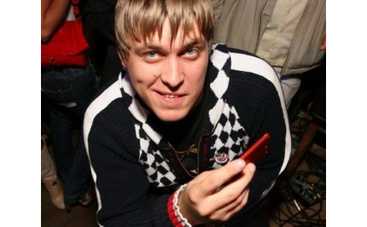 У Киеве "камедиец" Незлобин рассказал о мировом кризисе