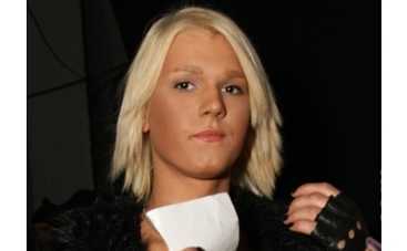 Боря Апрель конфликтует с преподавателями