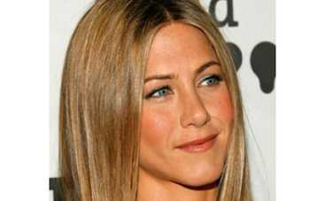 Дженнифер Анистон устроила возлюбленому знакомство с родителями