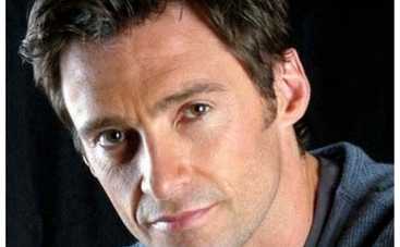 Хью Джекман охотился на девушек в гей-клубах