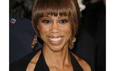 Болезни "отбой" - говорит ведущая Триша