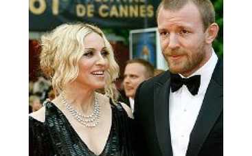 Для приятеля Мадонны семья - прежде всего