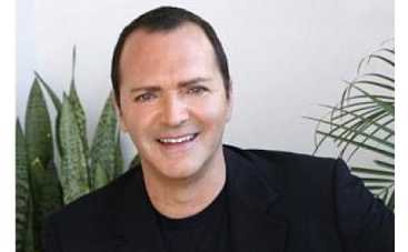 Брат Мадонны пробует свои силы в режиссерском кресле