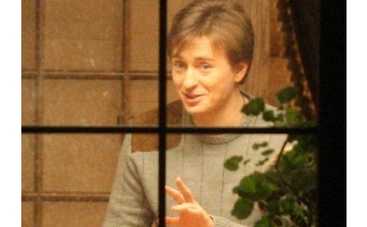 Сергея Безрукова поздравили с новосельем