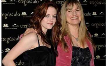 Сиквел "Сумерков" лишился режиссера