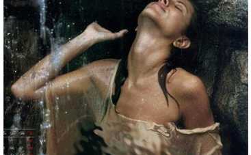 Дженнифер Энистон вовлечена в "календарный скандал"