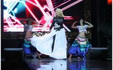 Тина Кароль родила совсем недавно, но уже дает концерты